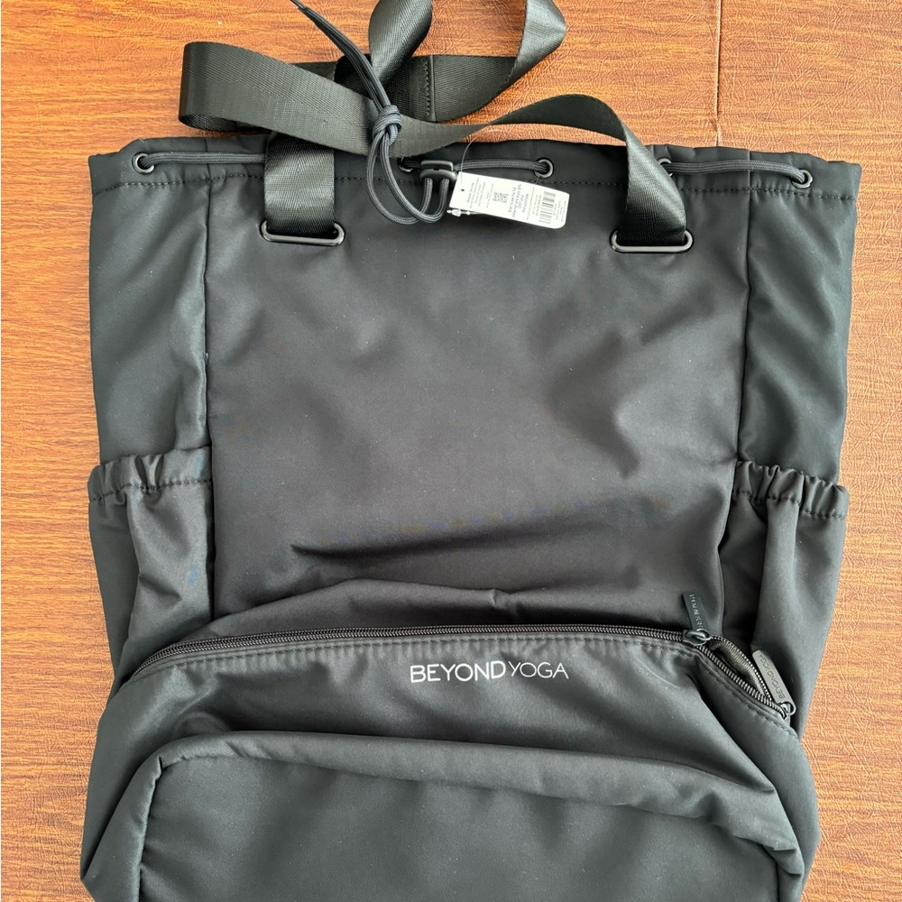 BEYOND YOGA Convertible Gym Bag Black + Beyond Yoga Hidden Pocket Infinity Scarf - Picture 8 of 14